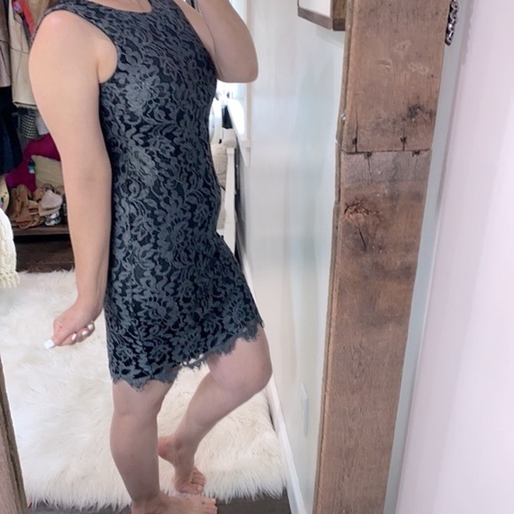 Tommy Hilfiger sleeveless lace dress size 6 - Picture 4 of 9